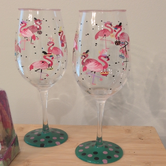 Lolita Flamingo Wine Glass Set with Pink Accents - Picture 5 of 8